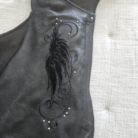 Leather women's chaps - Picture 2 of 3